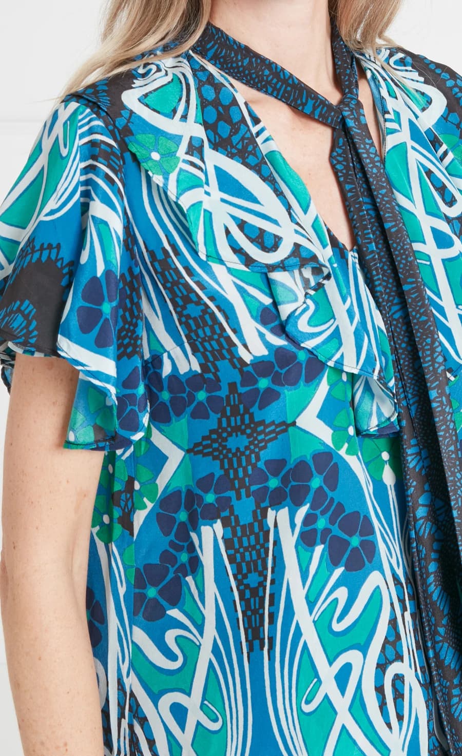 MONIKH OFF SHOULDER TOP